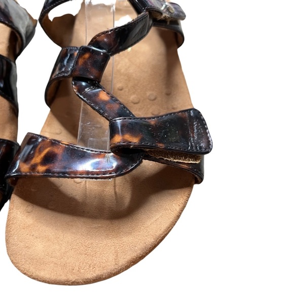 FINAL SALE Vionic Paros Flat Tortoiseshell Strappy Faux Leather Sandals 10 - Picture 2 of 13